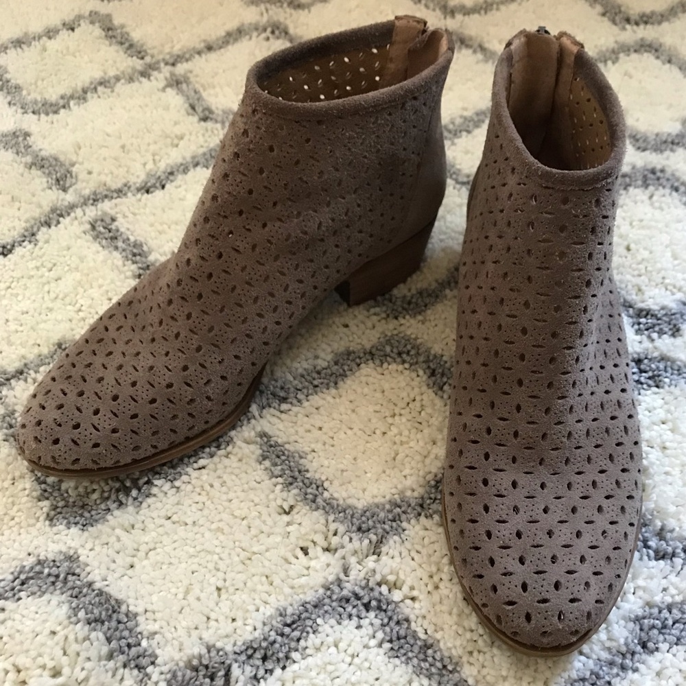 LUCKY BRAND Perforated Booties